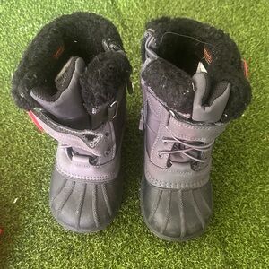 Cat & Jack Black and Gray Kids Snow Boots